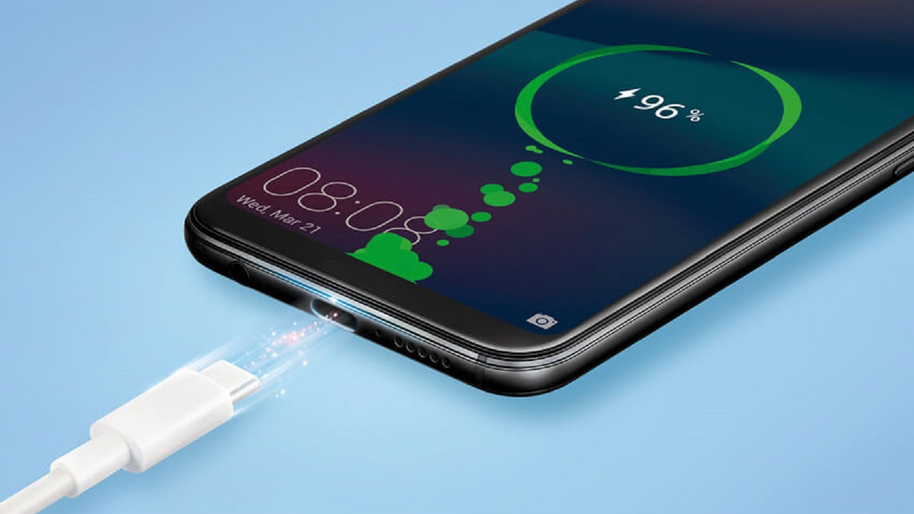 Akıllı telefon sektöründeki bir dev daha Türkiye’de üretime başlıyor!